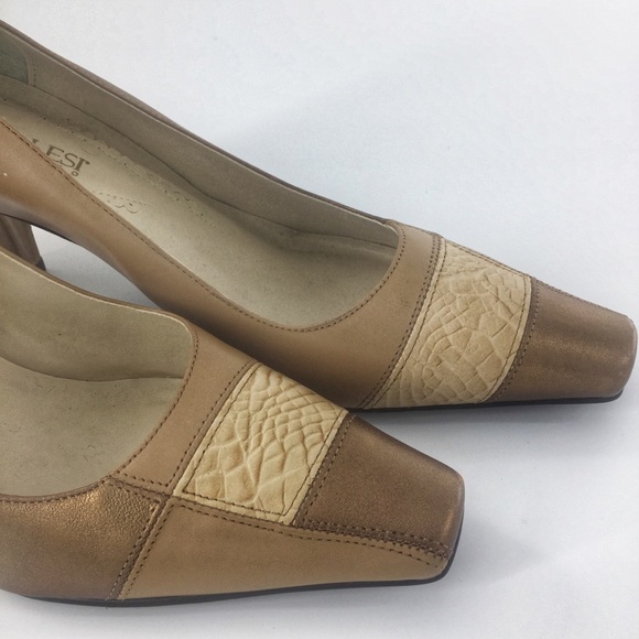 Divalest Brazilian Square Toe Gold Taupe Leather Career Pumps Heels Size 7 - Picture 3 of 11